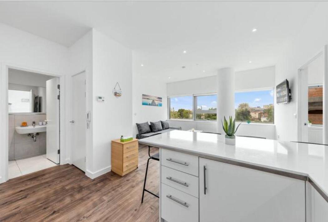 Delta 2 Bedroom Flat In London Dp102 Croydon Exterior foto