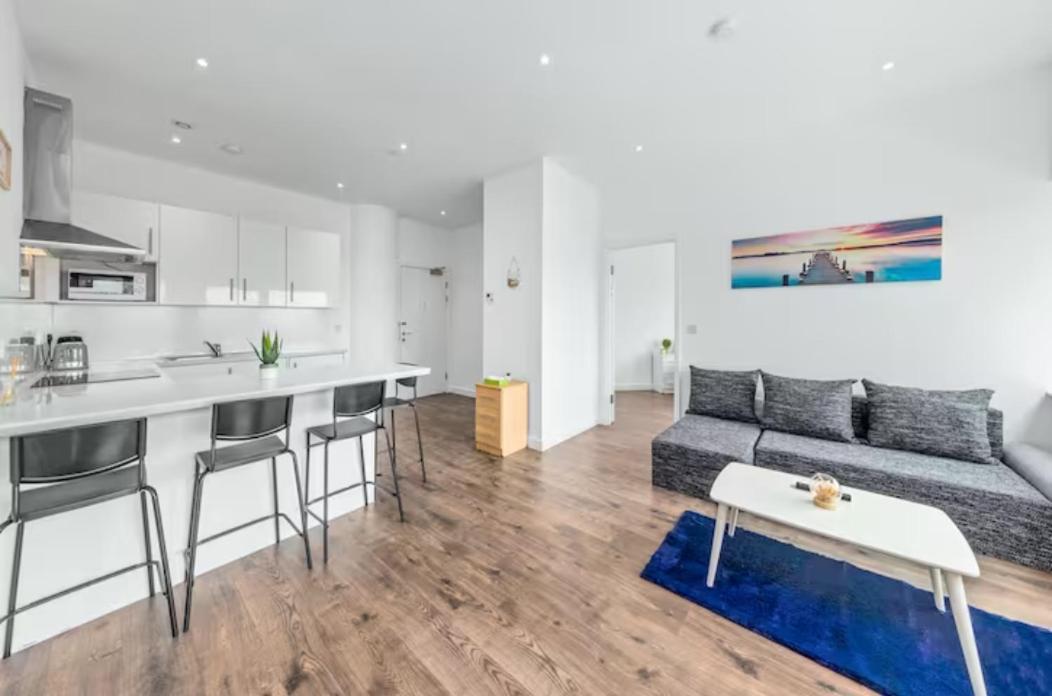 Delta 2 Bedroom Flat In London Dp102 Croydon Exterior foto